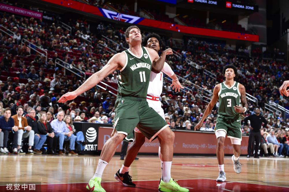 在此背景下 在此背景下